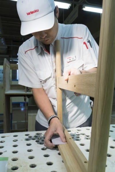 匠の技で磨かれていく（撮影／花井知之）