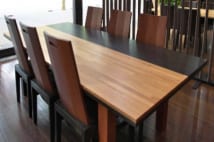 サントリーに「家具事業」という部門あり テーブルは17万円