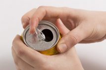 アルコール依存から脱却した30代男性が語る「たった1人の闘いの日々」