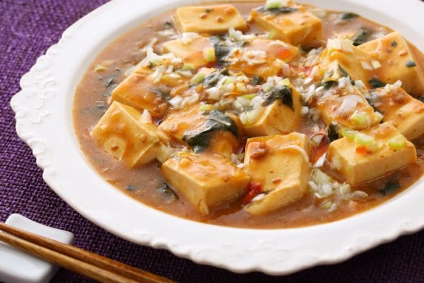 坦々スープの素を使って麻婆豆腐(撮影/菅井淳子)