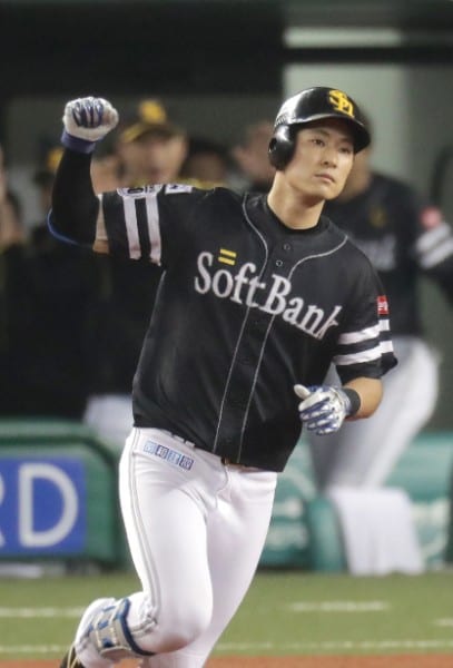 上林を中軸で使う手もある（時事通信フォト）