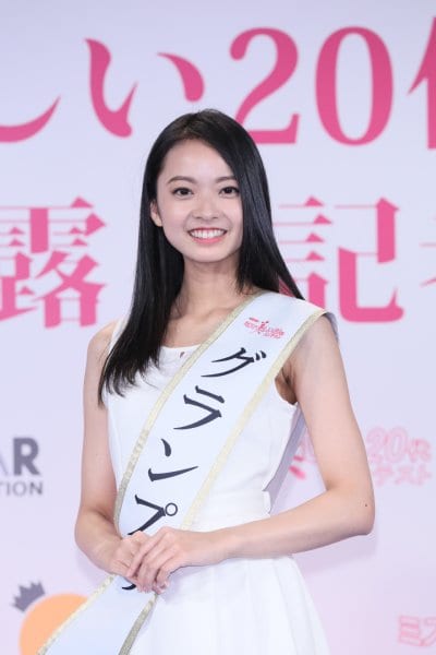『第2回ミス美しい20代コンテスト』グランプリの川瀬莉子さん