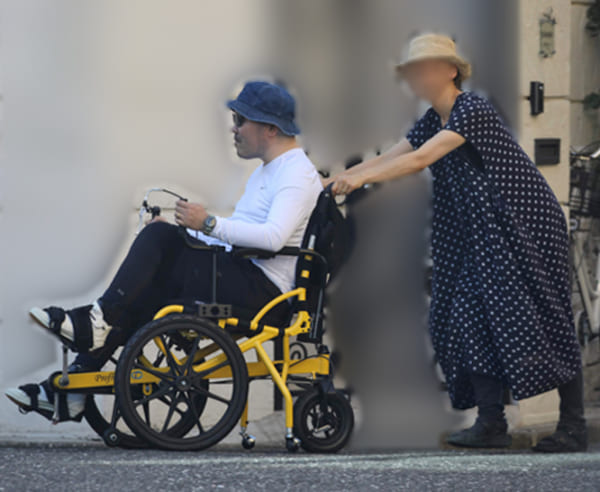 妻の献身が奇跡の回復を果たした