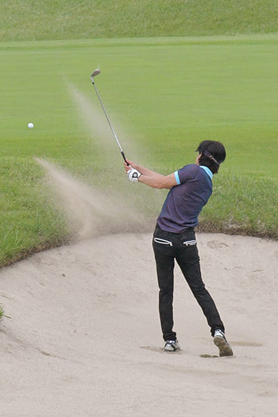 バンカーからのショット