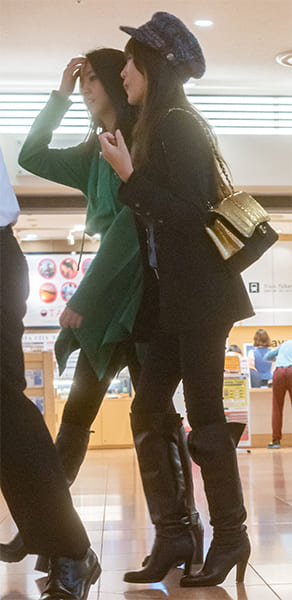 母娘ともどもスタイル抜群