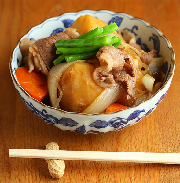 東京・駒場の『菱田屋』店主が教える美味しい肉じゃがの作り方（撮影／菅井淳子）