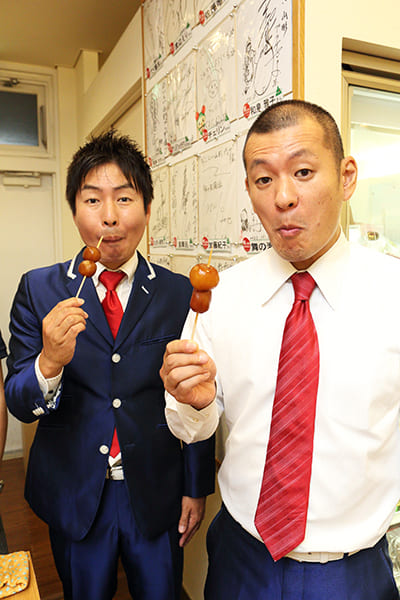 山形の玉こんにゃくはからしを付ければあとを引くおいしさ