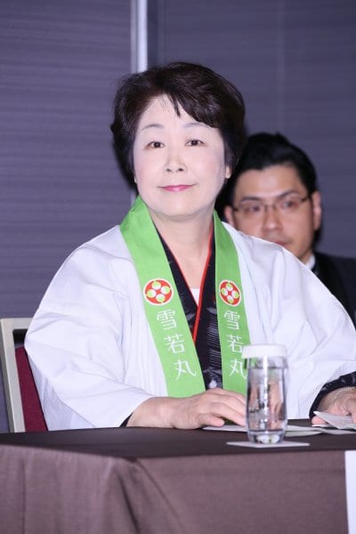 山形県産米「雪若丸」の新CM発表会に登場した吉村美栄子知事