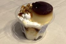 コンビニで人気の「プリンパフェ」を実食レポ 各社の特徴は?