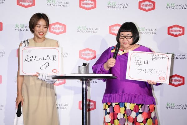 美容＆健康法を挙げる夏菜と安藤なつ