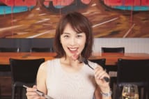 美熟女モデルの井上美樹（50）　巨大な骨付きリブに驚き