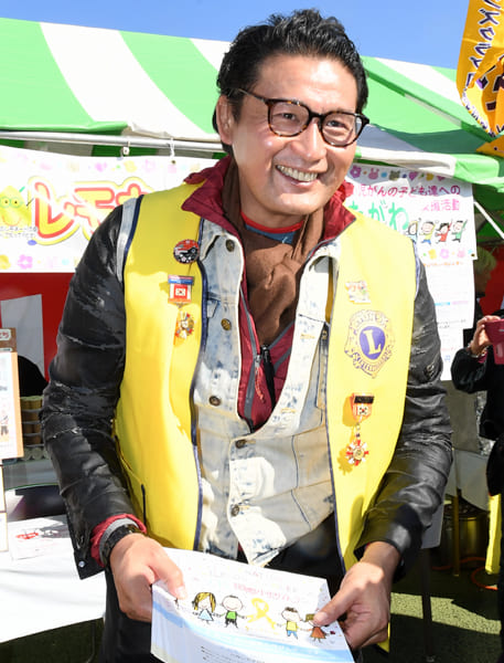 11月3日、福岡の「炭坑節まつり」にそろって参加していた貴乃花と景子さん