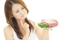 糖質制限ダイエットは日本人に合わない?糖尿病リスク指摘も