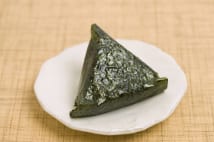 中食市場を牽引するコンビニ おにぎりとカップめんが王様