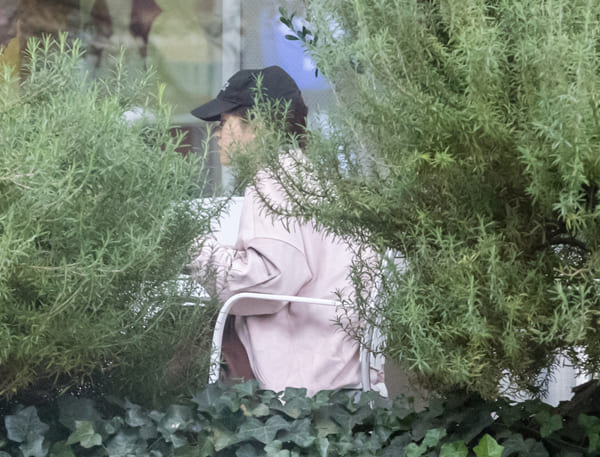 ひとり、ランチをする前田敦子