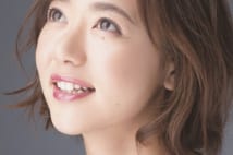 色っぽい表情にドキドキ… 「佐川女子」2人がグラビア挑戦