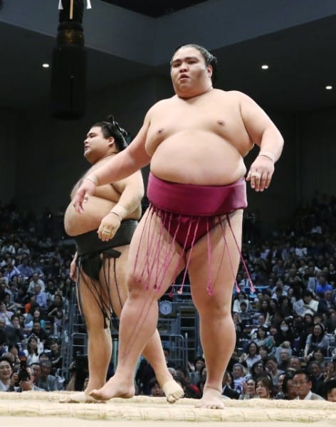 御嶽海は横綱になれるか（時事通信フォト）