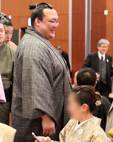 引退の稀勢の里が見せた笑顔