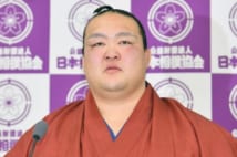 日本相撲協会と横審は稀勢の里を身勝手・露骨に延命させた