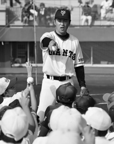 元木大介も入閣（共同通信社）