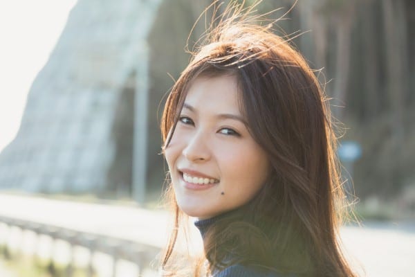 2018年にOLを辞めてグラビアデビューした