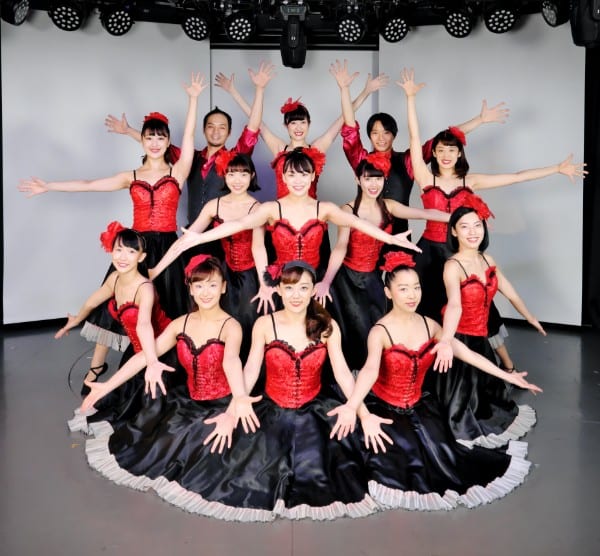 総勢13人の虎姫一座のメンバー