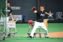 白血病を患ったプロ野球選手が闘病を経て現役復帰するまで