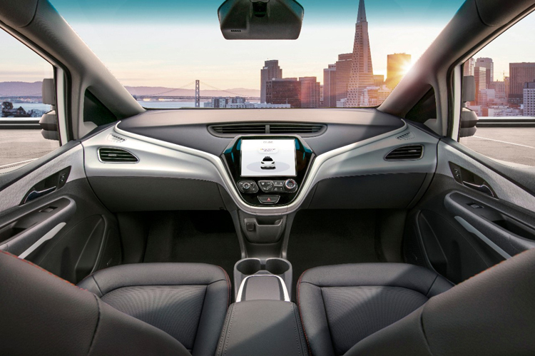 GMが2019年の実用化を目指す、ハンドルやペダルのない自動運転車のイメージ（時事通信フォト／GM提供）