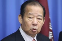 二階幹事長　東京で「小池支持」、大阪で「松井不支持」の狙い