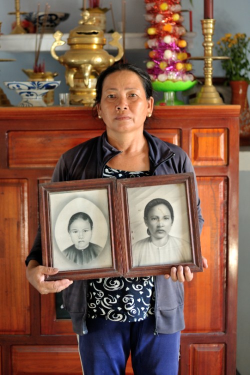 家族5人を韓国軍による虐殺事件で失ったグエン・ティ・タンさん（撮影当時55歳。2015年6月、クアンナム省で筆者撮影）