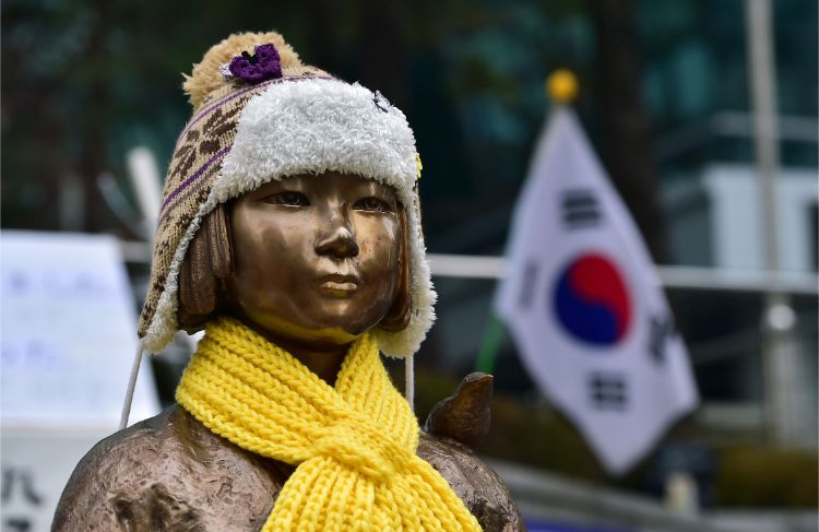 韓国で「慰安婦」は“神聖不可侵”の存在。タブーに触れることは許されない（AFP＝時事）