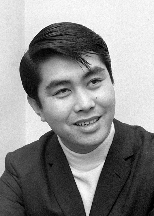 水原弘は42歳で亡くなった（共同通信社）