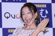 「とても幸せです！」と結婚指輪を見せた三船美佳