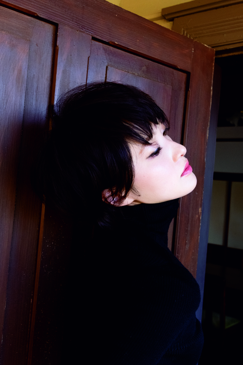 10代から女優業を始めた彼女も35歳の大人の女性に