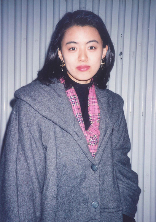 進藤晶子、ラジオ番組終了後にTBS前にて（1994年TBS入社）