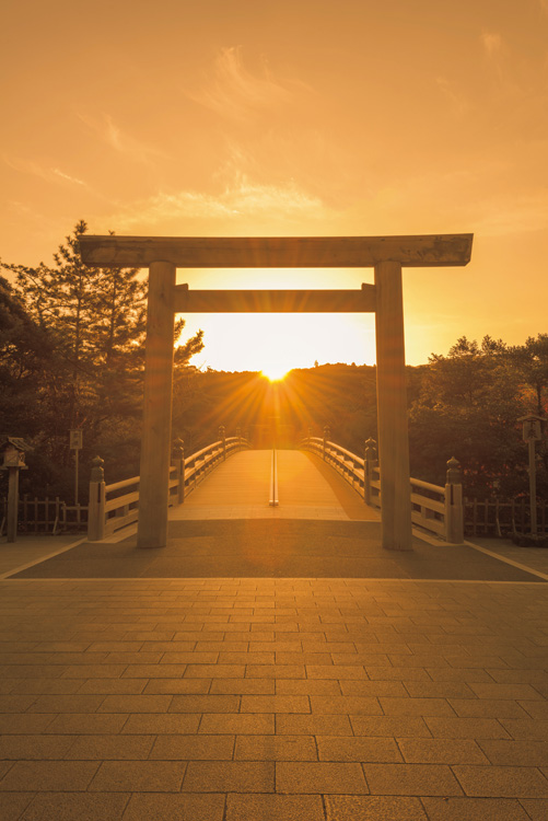 最後は伊勢神宮に（KENJI GOSHIMA／AFLO）