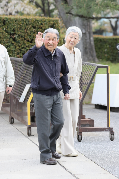 上皇ご夫妻は高輪へ