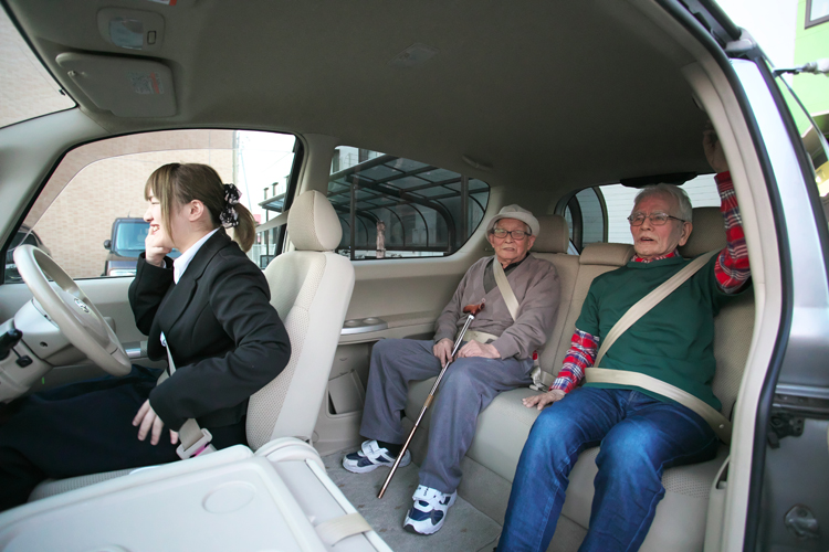 ホステス自ら送迎する