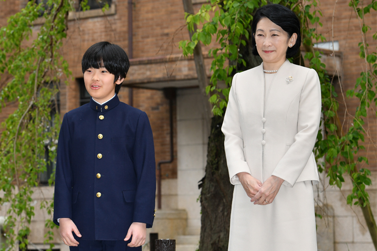 悠仁さまのお茶の水女子大学入学式に出席された紀子さま（撮影／JMPA）