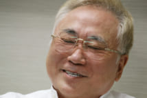 空き巣被害について語る高須院長