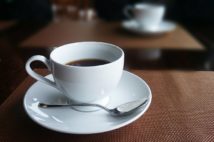 「インスタ映え」する老舗喫茶店、マナーの悪い若者客への戸惑い