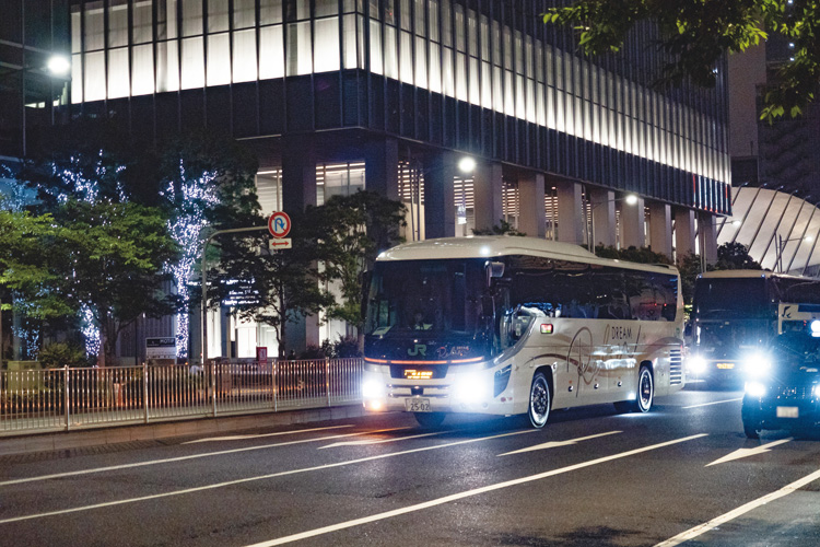 23時10分、東京駅から出発