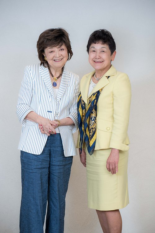 対談を行った内館牧子氏と坂東眞理子氏（撮影／藤岡雅樹）