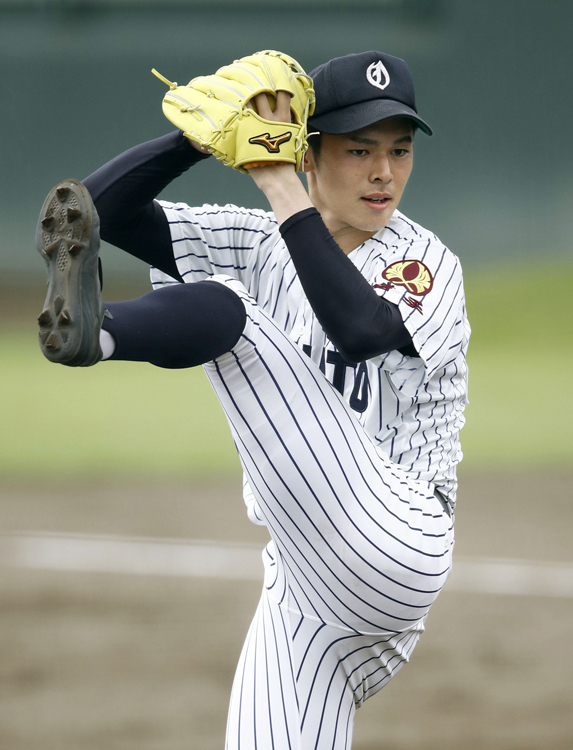 怪物の夏は”温存”で終わった（写真／共同通信社）