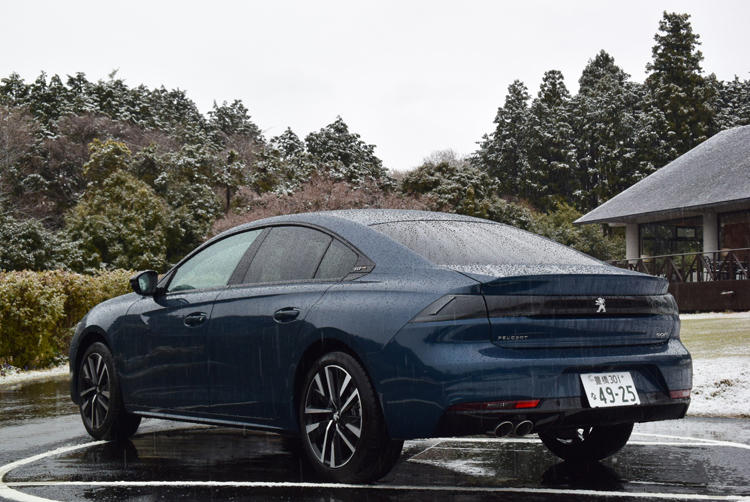 プジョー508のダイナミックデザインは「怪我の功名」だった？