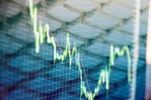 日経平均の当面の底は2万円か 8月の調整相場は押し目買いのチャンスにも