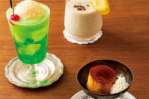 家庭で作れるレトロスイーツレシピ、メロンクリームソーダほか