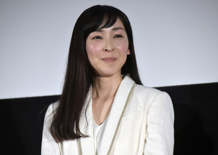 麻生久美子は警察もので活躍（写真／時事通信フォト）