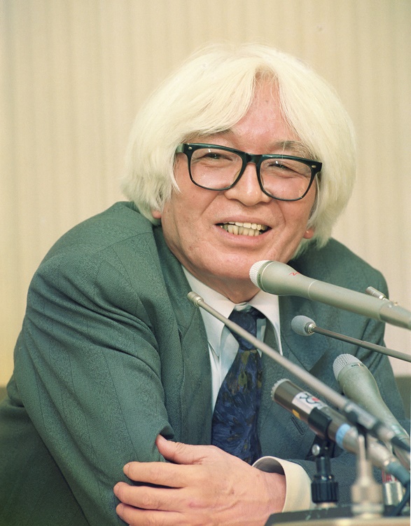 司馬遼太郎は1993年に文化勲章を受章