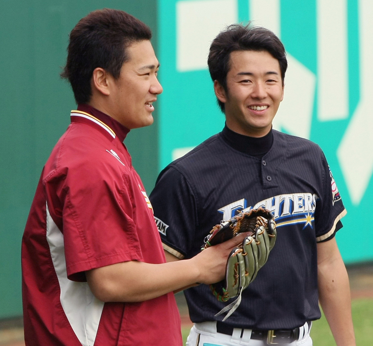 甲子園を沸かせた田中将大と斎藤佑樹（写真／時事通信フォト）